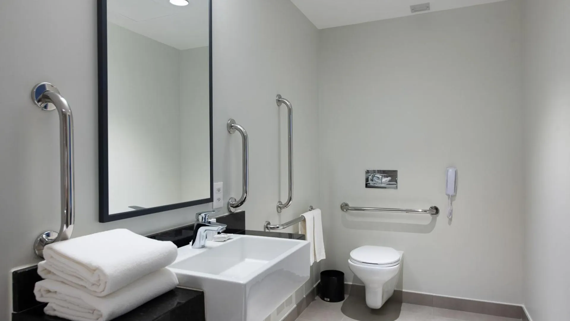 B&B Hotel Sao Paulo Luz - Centro 3*,
